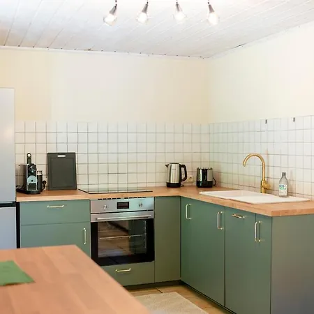 Ruhige Im Gruenen - & Berge Apartmán *